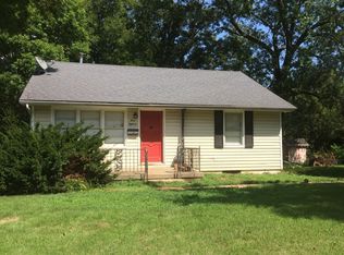 418 W End Dr, Boonville, MO 65233