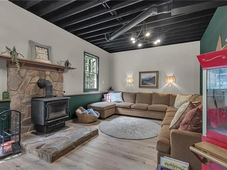 6290 Cascade Palmetto Hwy — Photo 47