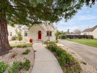 1324 57th St, Sacramento, CA, 95819