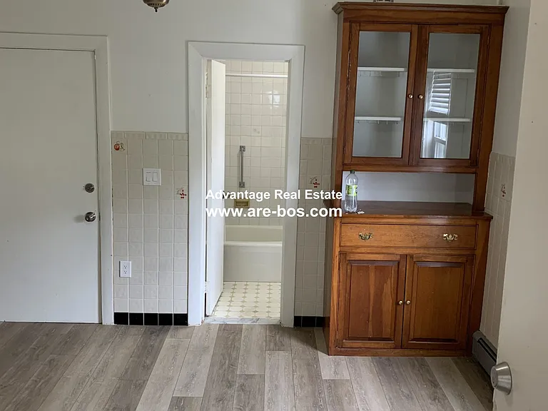 15 Harding St #2 — Photo 9