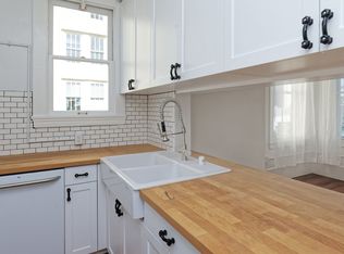 1605 Clay Street, Oakland, CA 94612
