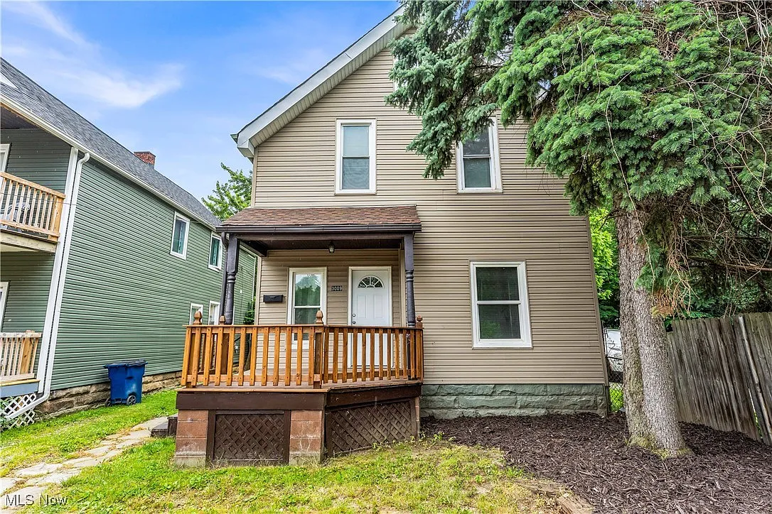 3009 Delmar Ave photo 1