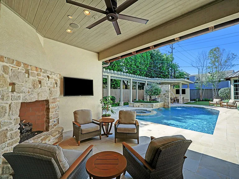 5610 Lynbrook Dr — Photo 43