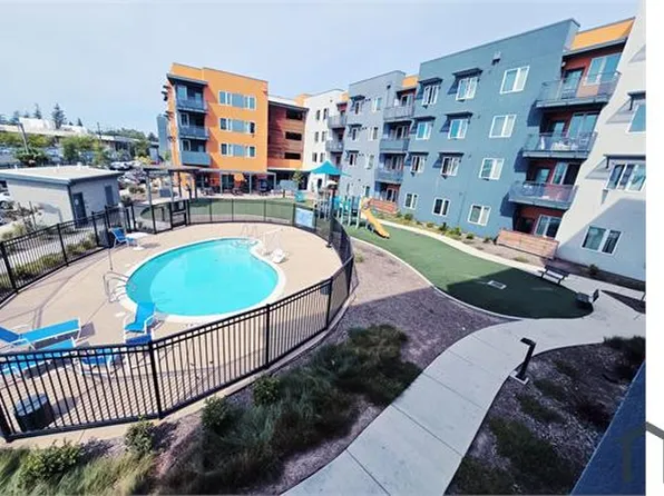 924 Arden Way, Sacramento, CA 95815