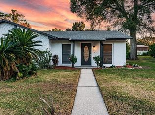 2320 Merrily Cir N, Seffner, FL 33584