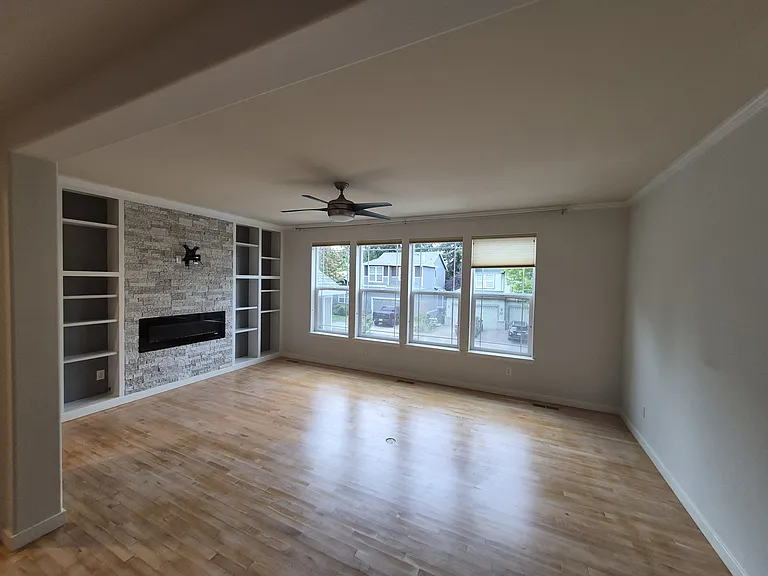 15776 SW Snowy Owl Ln — Photo 4