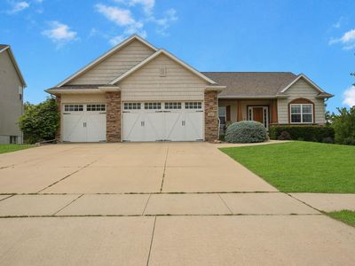 1407 Quail Ridge Rd, Cedar Falls, IA, 50613