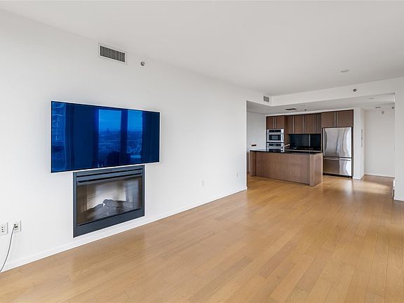 4th image of 100 Saghalie Rd #613