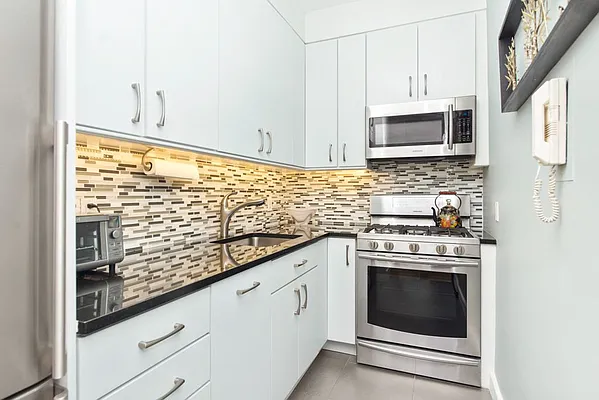 Sold by Keller Williams NYC | media 13