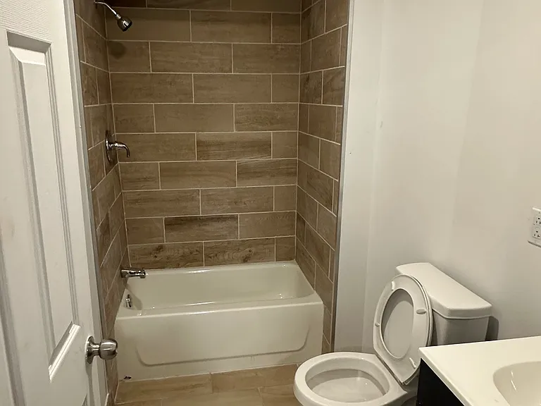 24 N 3rd St #302 — Photo 2
