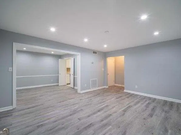 153 Fontaine Pl, Lithonia, GA 30038