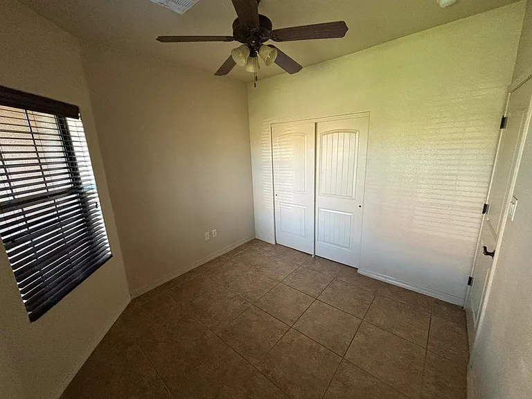 1427 N Avenida Serenidad Ave — Photo 13