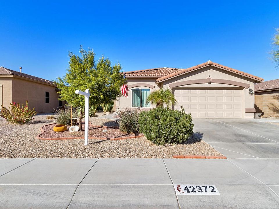 42372 W Desert Fairways Dr-0812