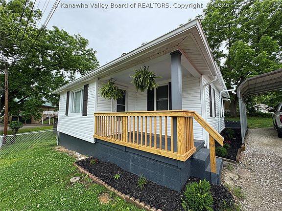 3rd image of 638 Daverton Rd