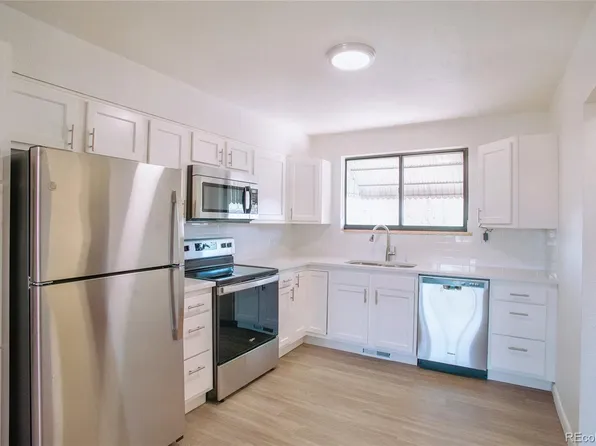 61 Newland Street, Lakewood, CO 80226