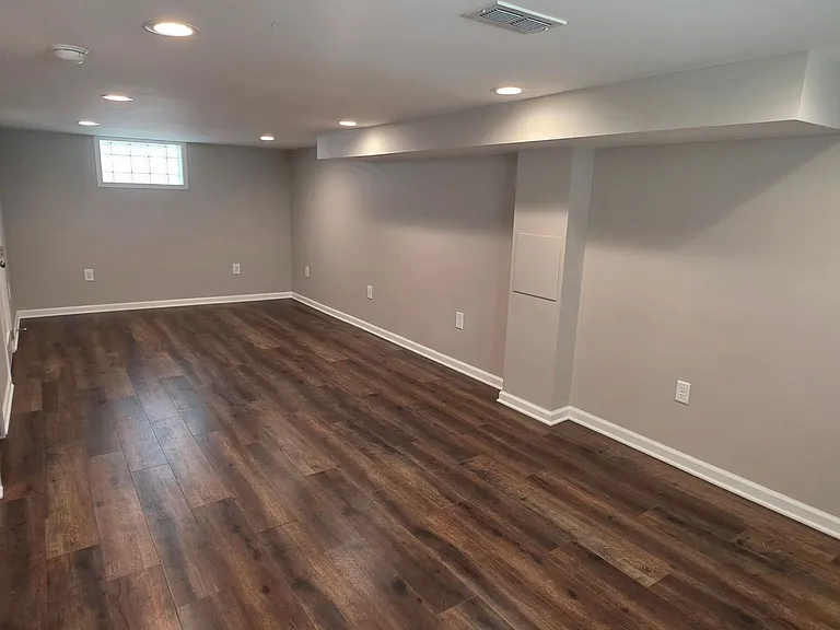7047 Mardel Ave — Photo 32