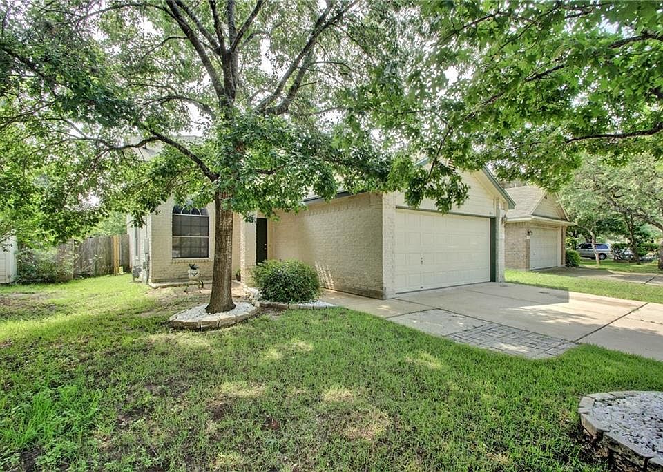 1st image of 2604 Claudia Dr