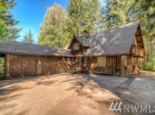 16008 Crystal Ln E, Enumclaw, WA 98022