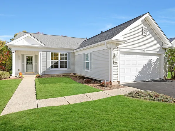 13728 Chestnut Ln, Huntley, IL 60142