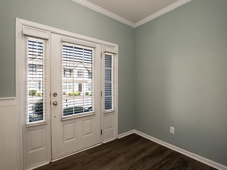14310 Foxcroft Rd — Photo 5