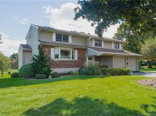 63 Beacon St, Newington, CT 06111