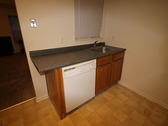 3rd image of 41 Pheasant Meadow Dr #85