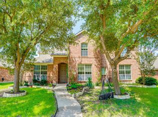 8217 Hartford Dr, Rowlett, TX 75089