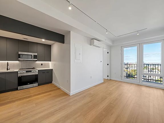 4th image of 974 Carroll St Unit 14D