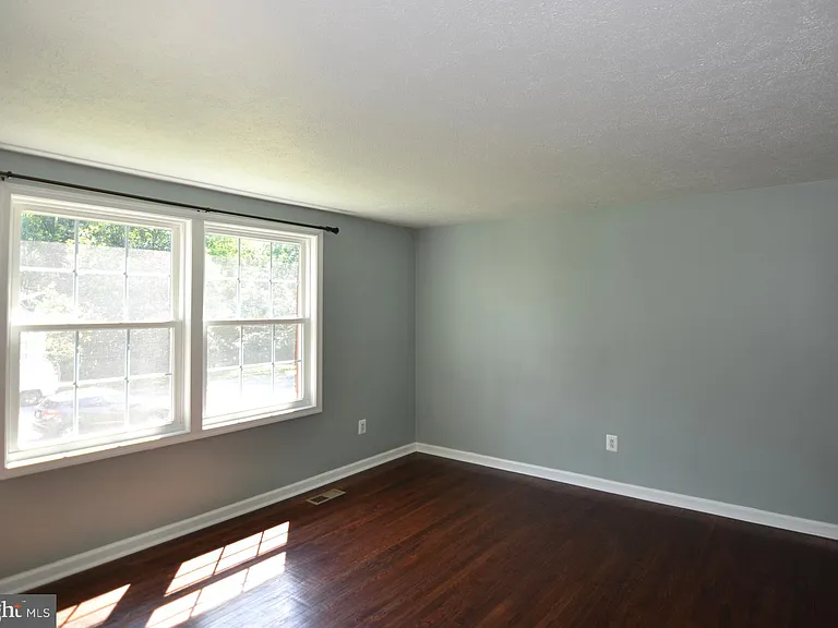 17312 Amity Dr — Photo 12