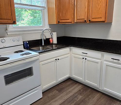 5th image of 353 Highland Ave SW APT 4