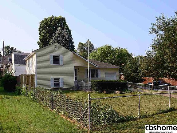 2nd image of 4011 Valley View Ave