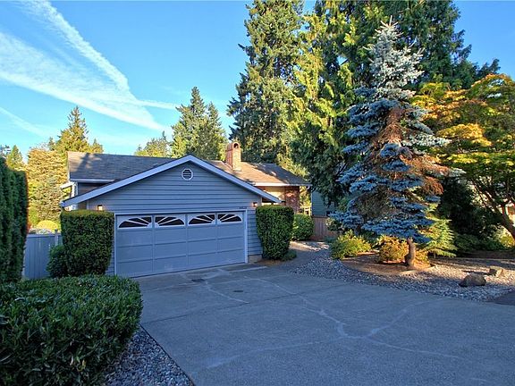Two car garage and ample space in the driveway.