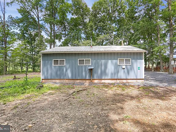 4th image of 190 Wolfgang Ln