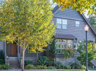 10228 SW Windwood Way, Portland, OR 97225