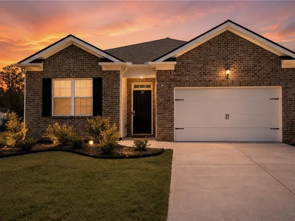 32 Oak Leaf Rd, Dallas, GA 30132