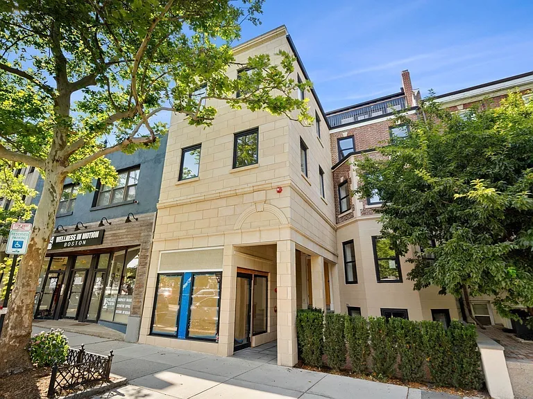 1618 Beacon St #3 — Photo 23