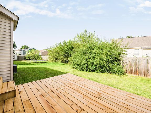 5th image of 2557 Locksley Rd