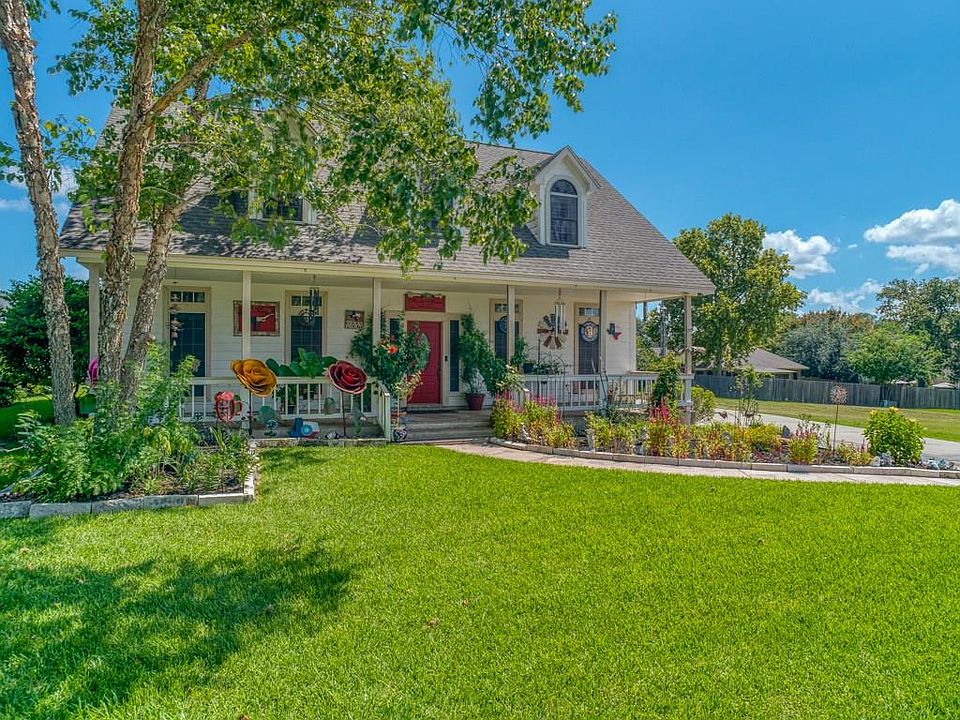 1st image of 5418 Blue Haven Dr