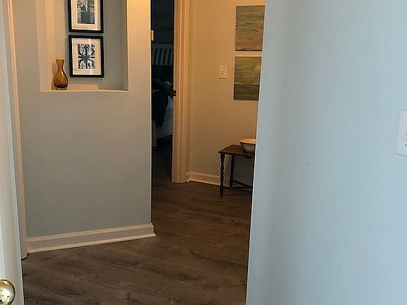 2nd image of 2627 Queens Hollow Ct