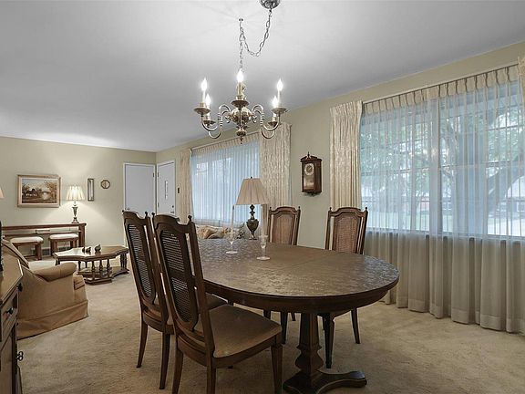 5th image of 9308 Buxton Dr