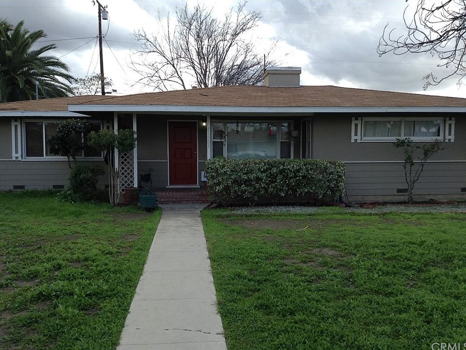 1st image of 41305 Mayberry Ave