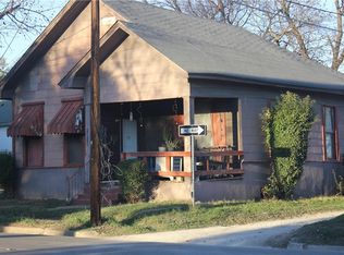 1215 N 26th St, Waco, TX 76707