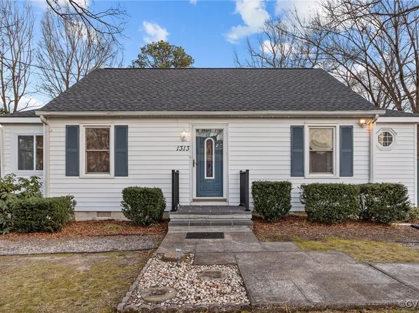 1313 Rhode Island Ave, Glen Allen, VA 23060
