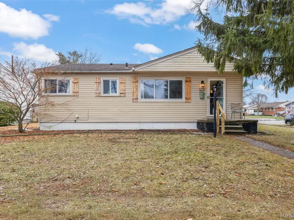 32155 Melton St, Westland, MI 48186