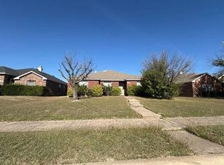 1245 Springwater Dr, Lancaster, TX 75134