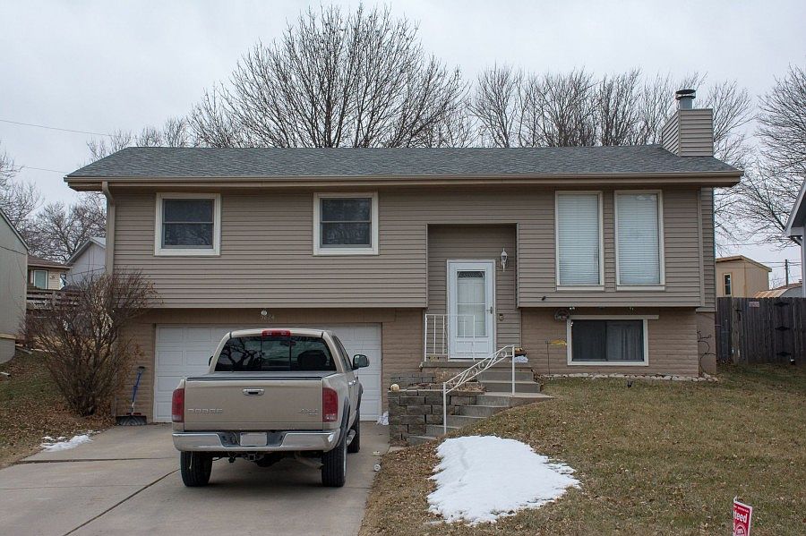 1st image of 5824 N 104th St