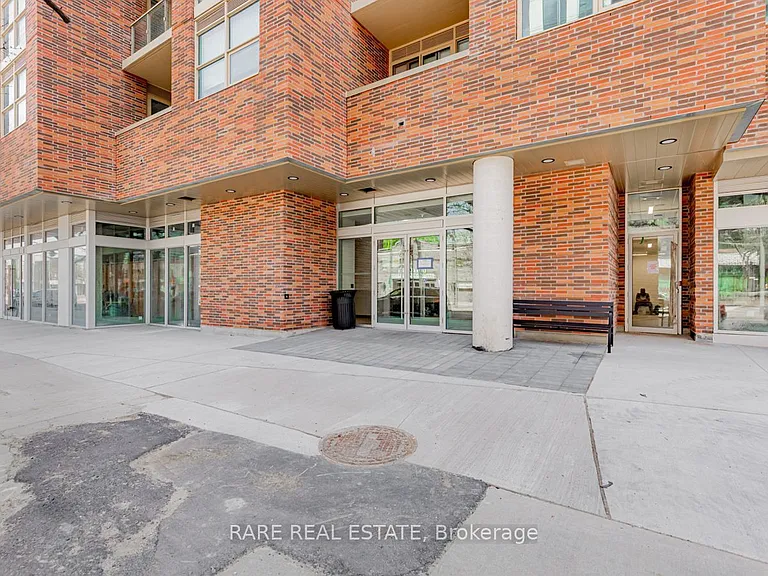 1787 Saint Clair Ave W #815 — Photo 27