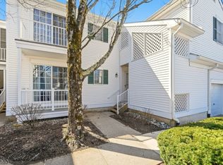 12 Smithfield BLDG 23 #12, Bernards Twp., NJ 07920