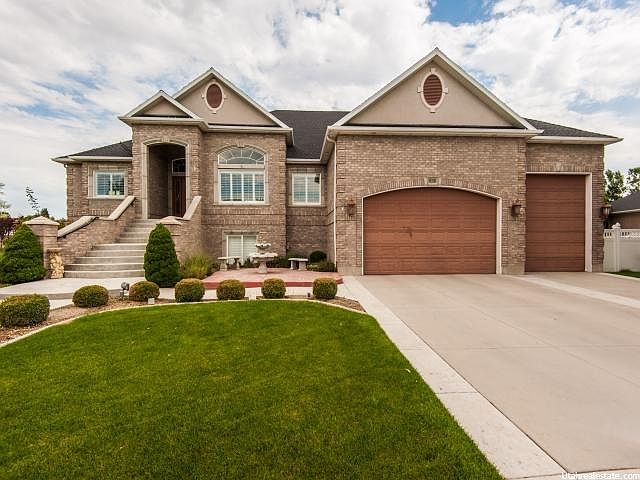 1st image of 978 W Park Palisade Dr
