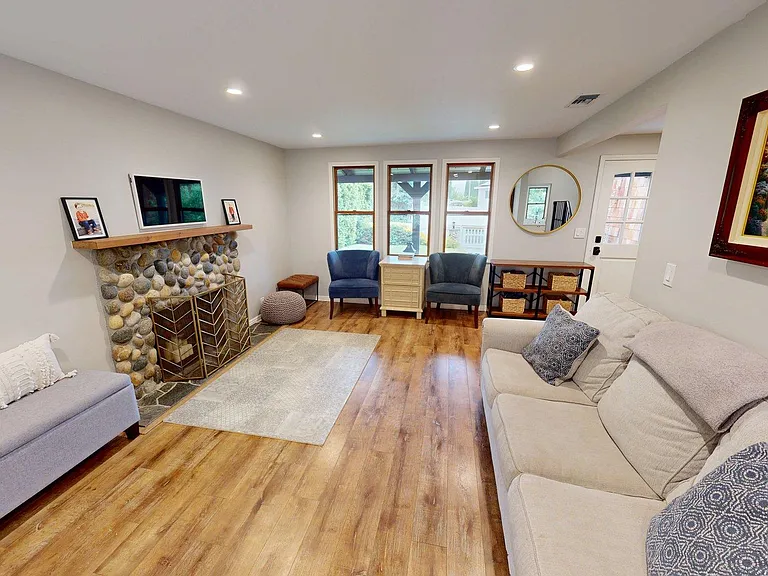 30621 Sandtrap Dr — Photo 5